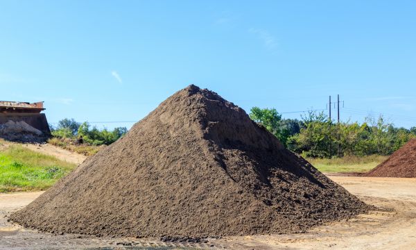 Black Dirt Delivery in Bremerton