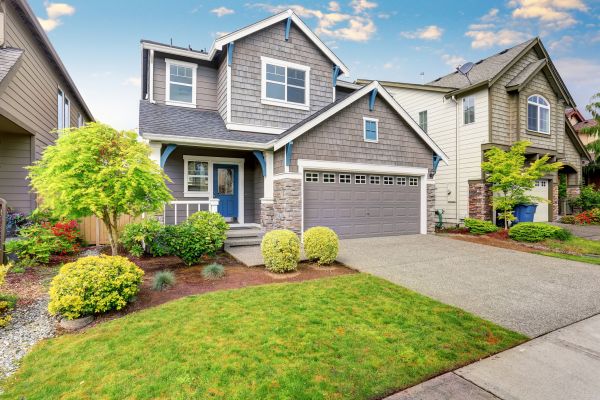 Curb Appeal Landscaping in Bremerton